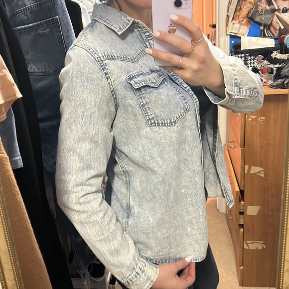 Wild Fable Faded Light wash Denim Jean Shacket. Size S - Picture 6 of 8